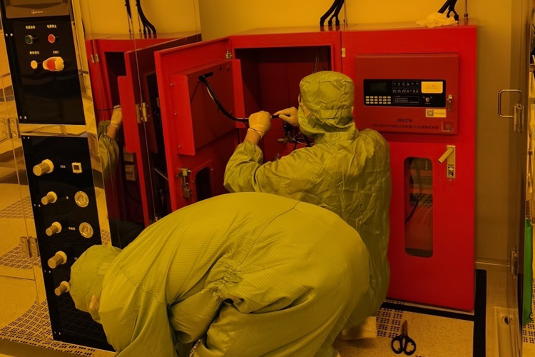 半導(dǎo)體設(shè)備滅火裝置2